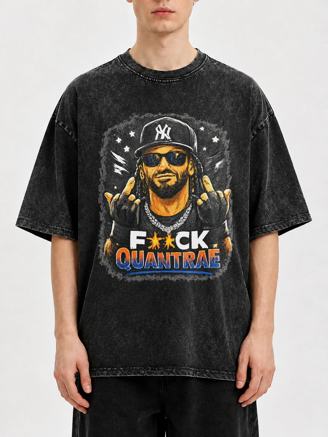 Graphic oversized t-shirt with vintage design and bold print
